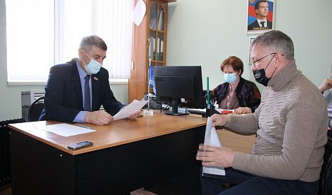 Владимир Шевченко провел прием граждан